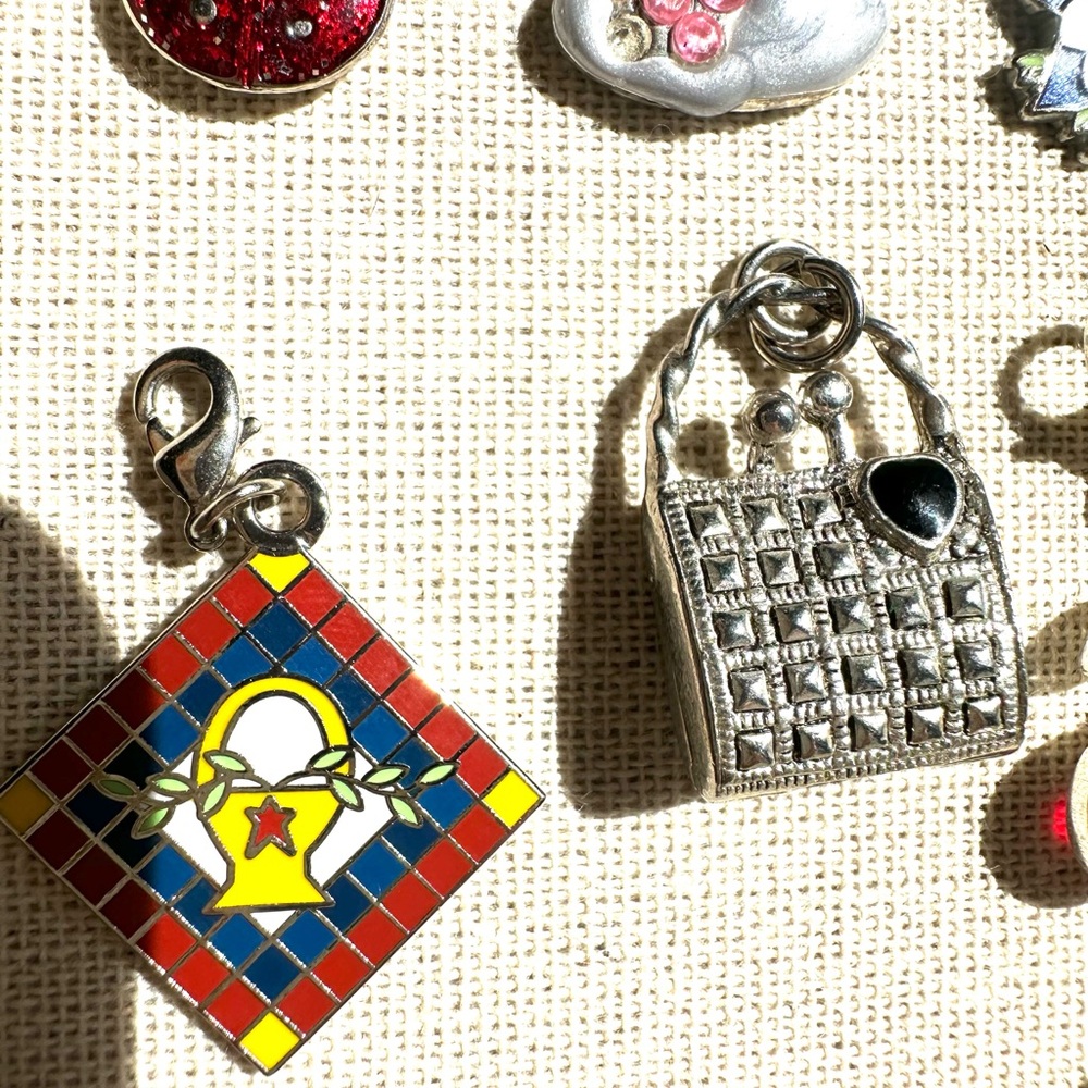 ↖️12 Charms: Bundle - Picture 5 of 8